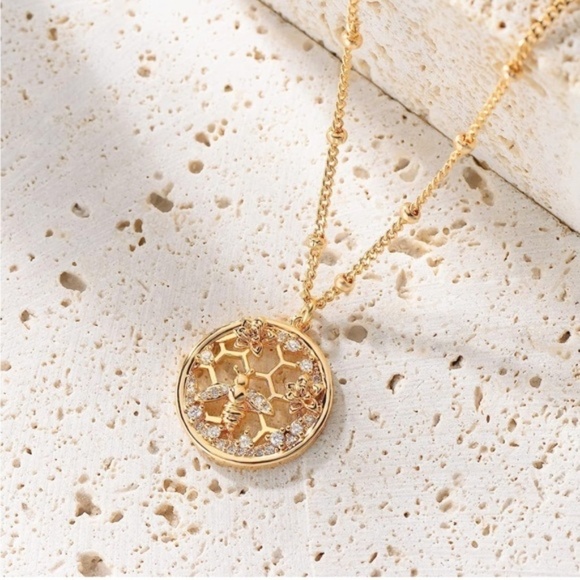 Gold 14k Gold Plated Honey Comb Bee Pendant Necklace - Picture 2 of 3